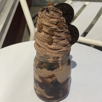 Surreal Creamery - Chocolate Blackout - Ice Cream & Frozen Yogurt Near Me - Bryn Mawr, Pennsylvania Surreal Creamery - Chocolate Blackout - Ice Cream & Frozen Yogurt Near Me - Bryn Mawr, Pennsylvania