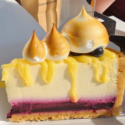 Lemon Blueberry Cheesecake