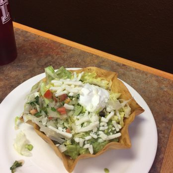 Chelo's Mexican Restaurant - Fajita taco salad - Mexican Near Me - Wolfforth, Texas
