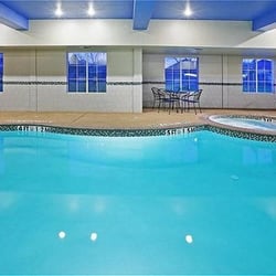 Holiday Inn Express & Suites - Jacksonville