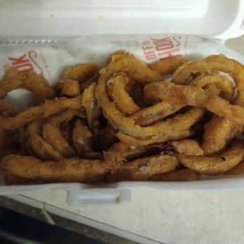 Off The Hook - Onion rings that were fried in burnt oil. - Seafood Near Me - Denham Springs, Louisiana