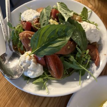 Sei Pizza Bar - Caprese salad - Pizza Near Me - Los Angeles, California Sei Pizza Bar - Caprese salad - Pizza Near Me - Los Angeles, California