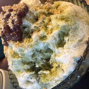 Domo Domo - Kakigori: Shaved Ice Choice of Strawberry / Matcha / Grape Fruit - Japanese Near Me - Ewa Beach, Hawaii