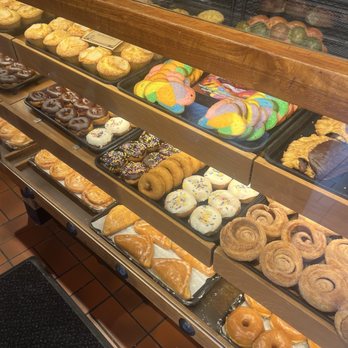 O&H Danish Bakery - Bakeries Near Me - Racine, Wisconsin