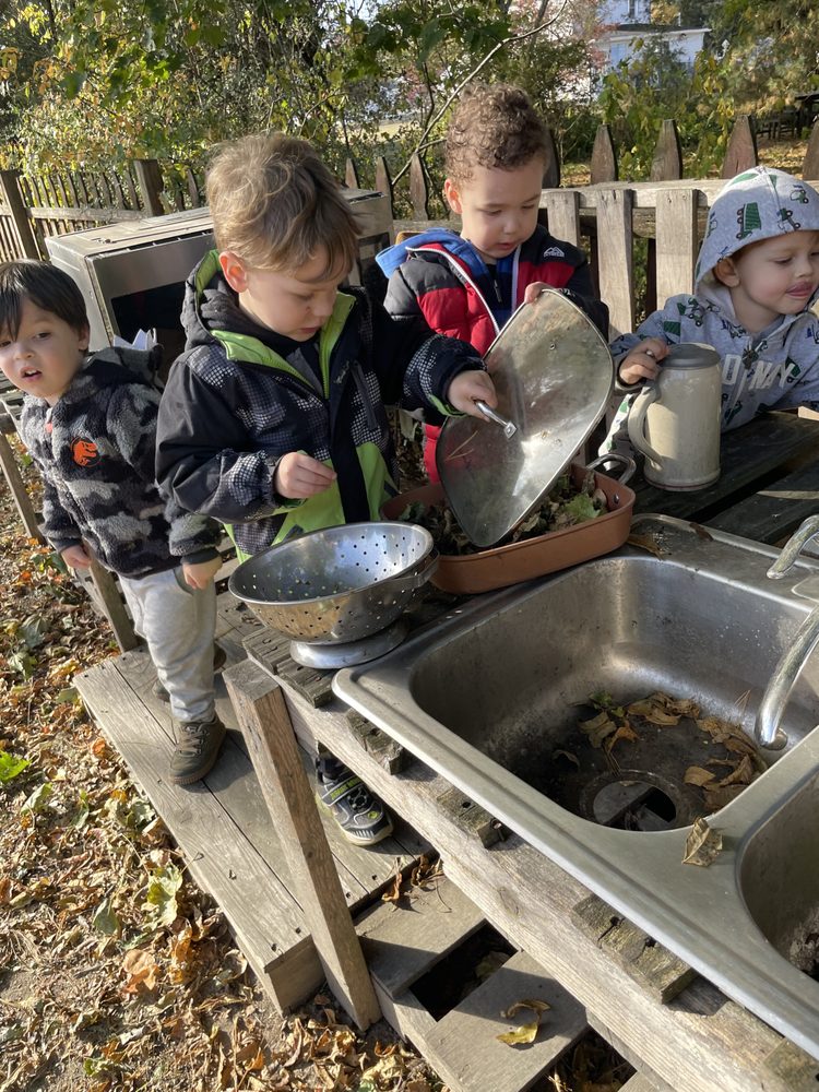 Sister2 Learning Academy - childcare center in Dover, DE