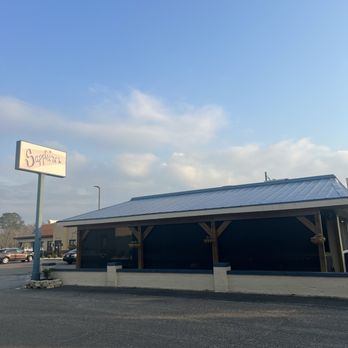 Sapphire's - Pic of the outside - Sports Bars Near Me - Goose Creek, South Carolina Sapphire's - Pic of the outside - Sports Bars Near Me - Goose Creek, South Carolina
