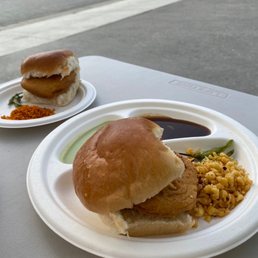 Dadar Vada Pav