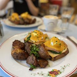 Cafe Landwer - Yonge & Bloor - Salmon Eggs Benedict