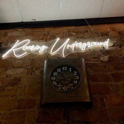 Roaring Underground - Love the decor!