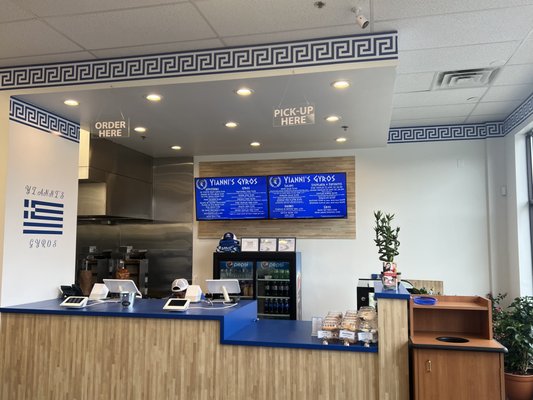 Yianni's Gyros by null