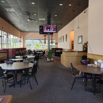 Goodworld Chinese Restaurant - the dining area - Dim Sum Near Me - Portland, Oregon Goodworld Chinese Restaurant - the dining area - Dim Sum Near Me - Portland, Oregon