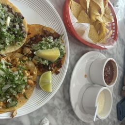 3 tacos