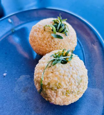 Tenfold Rooftop by null