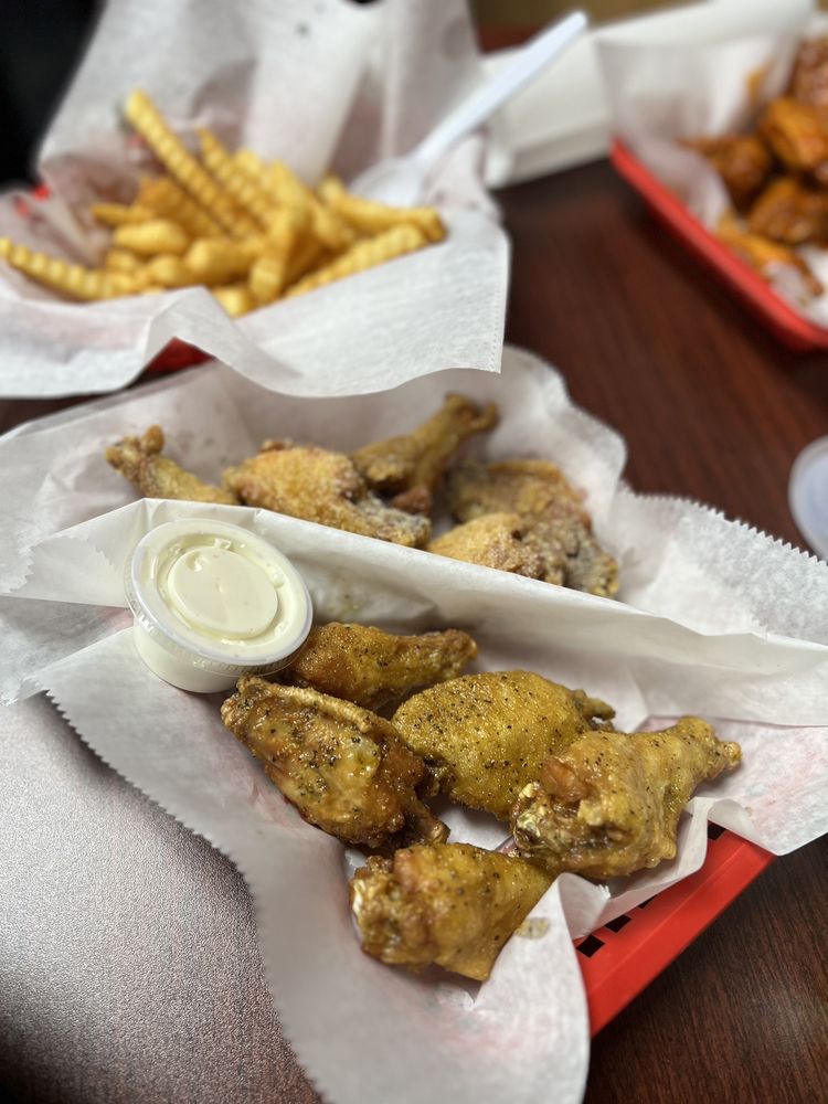 WING FACTORY SABINO CANYON Updated August 2024 40 Photos & 16