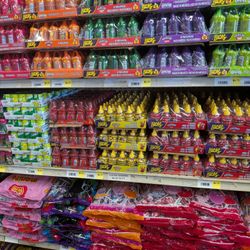 Carnival Candies & Ice Cream - Candy
