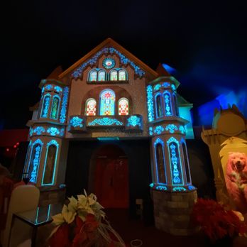 Castle Noel - Massive fiberoptic display - Museums Near Me - Medina, Ohio Castle Noel - Massive fiberoptic display - Museums Near Me - Medina, Ohio