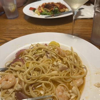 Pine Grill Restaurant - Seafood pasta special and Lasagna - Italian Near Me - Somerset, Pennsylvania