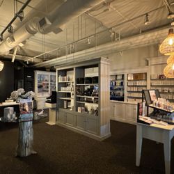 Evolution Beauty Bar - Enjoy a beautiful and serene skincare and makeup shopping experience