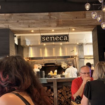 Seneca - Decor - New American Near Me - Saratoga Springs, New York