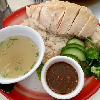 Funky Elephant - Thai Near Me - Berkeley, California