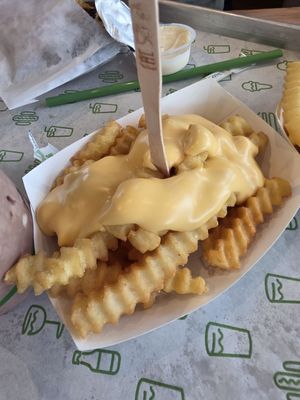 Shake Shack Reeds Crossing by null