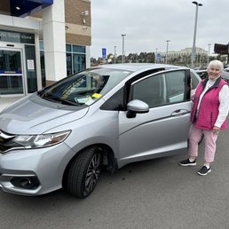 A 2019 Honda FIT
It's getting 35 MPG! A 2019 Honda FIT
It's getting 35 MPG!