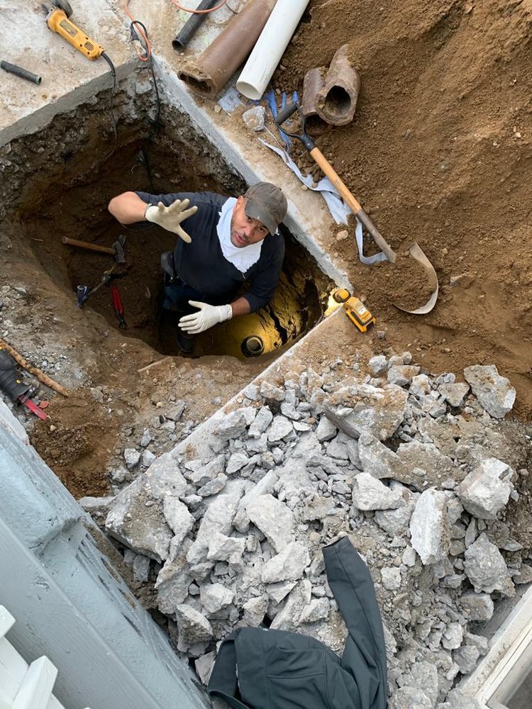 Slide of Alex's Drain Cleaning and Plumbing