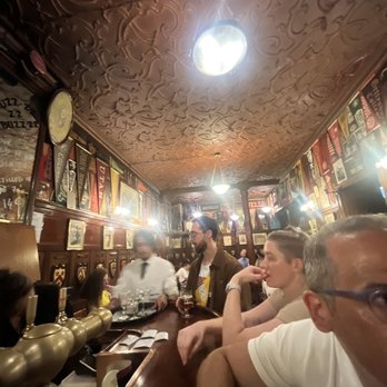 HARRY’S NEW YORK BAR - Updated November 2024 - 225 Photos & 177 Reviews ...