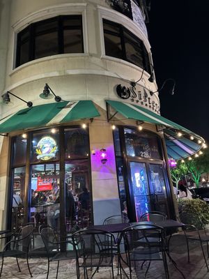 3 Sisters Speakeasy by null