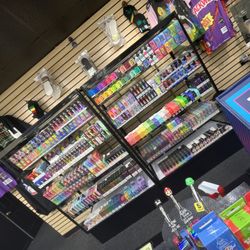 Bizarre Bazaar By Vape City - 1960 - Amazing vapes