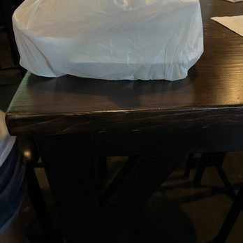 Mike's BBQ - The table legs that you can't see I. The picture or until you smack your knee on them. - Barbeque Near Me - Escondido, California