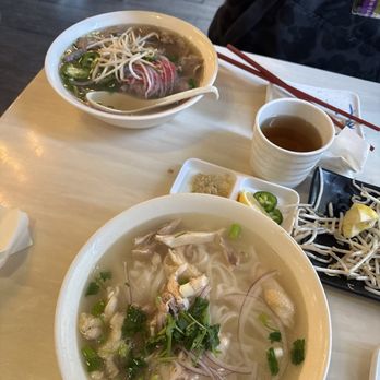 Pho Ga - 12.Chicken Noodle Soup招牌黄毛鸡汤粉 - Vietnamese Near Me - San Francisco, California Pho Ga - 12.Chicken Noodle Soup招牌黄毛鸡汤粉 - Vietnamese Near Me - San Francisco, California