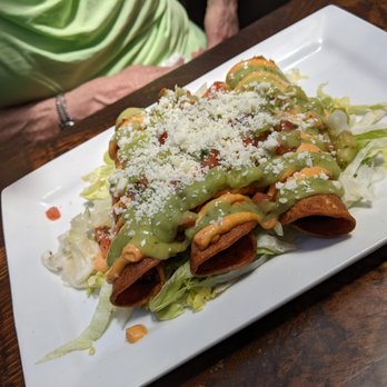 KIN Windsor - chicken taquitos - tasty - New American Near Me - Windsor, California