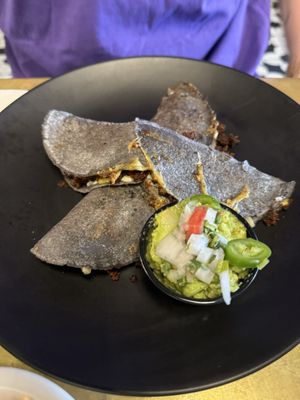 YOLA cocina mexicana by null