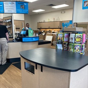 The UPS Store - Shipping Centers Near Me - Saint Paul, Minnesota The UPS Store - Shipping Centers Near Me - Saint Paul, Minnesota