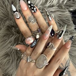 Coco Luxe Nails