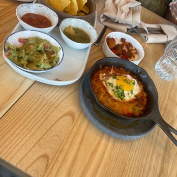 Buena Vida - Mexican Near Me - Arlington, Virginia