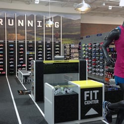 DICK'S Sporting Goods