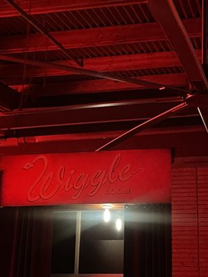 Wiggle Room by null