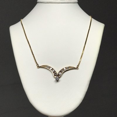 Golden Circle Buy, Sell, Trade Jewelry, Diamonds, Silver, Gold Bullion by null