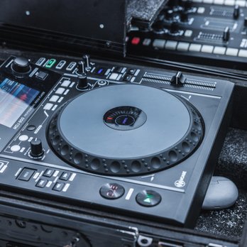 Mighty Vibe Entertainment - DJs Near Me Mighty Vibe Entertainment - DJs Near Me
