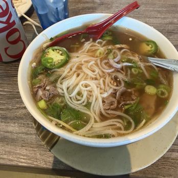 Pho Hue Oi - Combination P1. Phở Đặc Biệt (Tái Fillet, Chín, Nam & Bò Viên) - Noodles Near Me - Torrance, California Pho Hue Oi - Combination P1. Phở Đặc Biệt (Tái Fillet, Chín, Nam & Bò Viên) - Noodles Near Me - Torrance, California