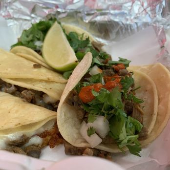 Al Chile Taqueria - Tacos de Fajita y Tacos con Queso - Tacos Near Me - Dallas, Texas