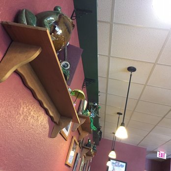 The Frog Pond - Breakfast & Brunch Near Me - St Pete Beach, Florida