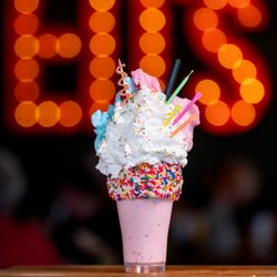 Ed's Burger Joint - Outrageous Shakes