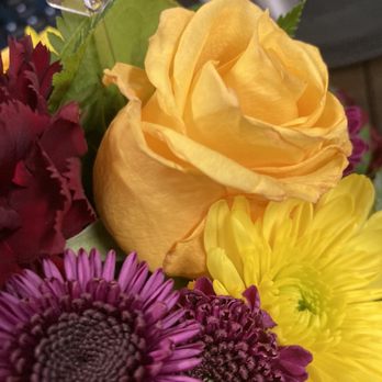 Mandarin Orchid House - Florists Near Me - Kingman, Arizona Mandarin Orchid House - Florists Near Me - Kingman, Arizona