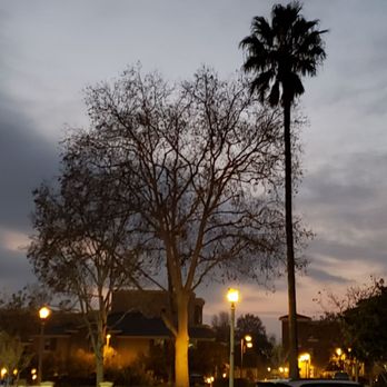 Santa Susana Plaza - Gorgeous sunset. - Shopping Centers Near Me - Simi Valley, California Santa Susana Plaza - Gorgeous sunset. - Shopping Centers Near Me - Simi Valley, California