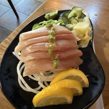 Toyo Sushi & Roll - Yellowtail - Sushi Bars Near Me - Anaheim, California