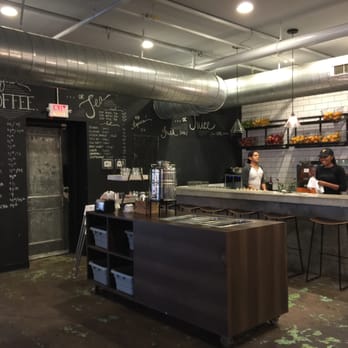 Tout Suite - Juice Station - Cafes Near Me - Houston, Texas