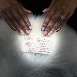 Super Nails